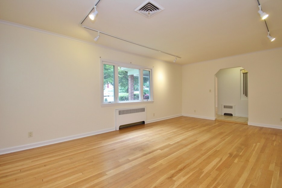 Ardsley Schools With Pool On 1/3 Acre 649,000 Rivertowns Real Estate